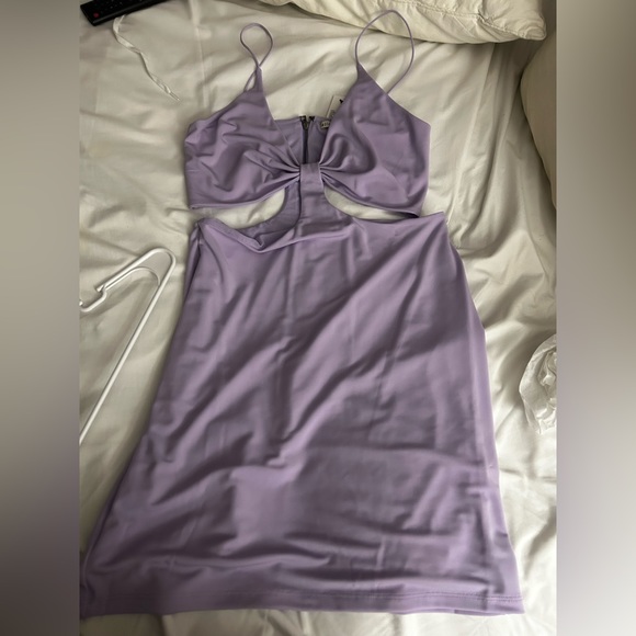 Alice + Olivia Havana Sleeveless Cut Out Minidress - Picture 11 of 11